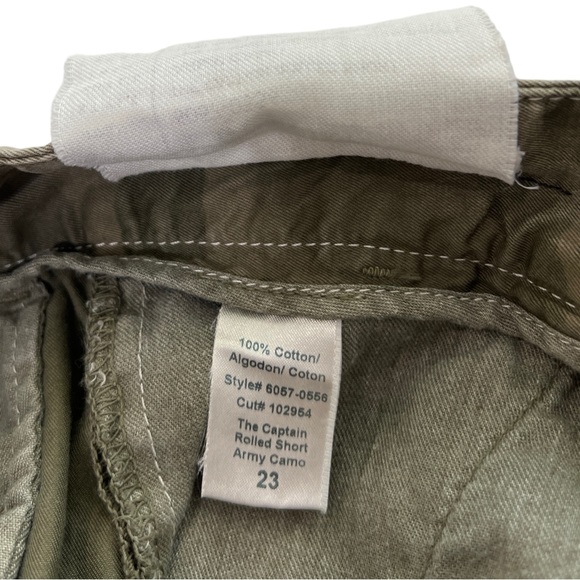 Current/Elliott The Captain Rolled Shorts in Army Camo - Picture 10 of 15